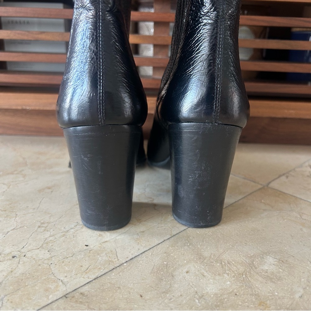Saint Laurent Paris Black Leather Boots with Zipper Detail - Picture 5 of 16